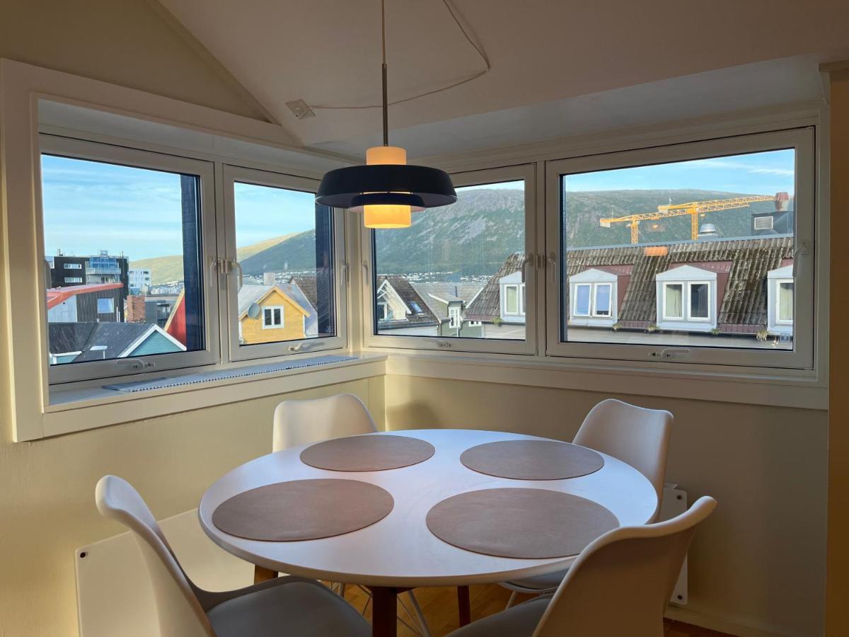 Spacious Central Apartment Tromso Exterior photo