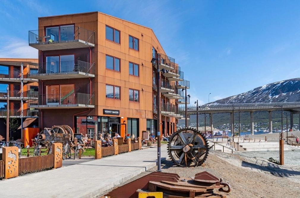 Spacious Central Apartment Tromso Exterior photo